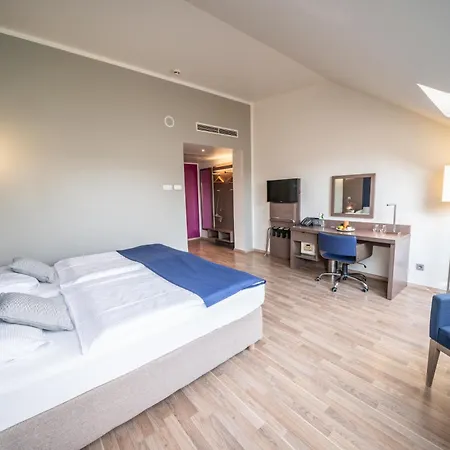 Hotel Orangerie