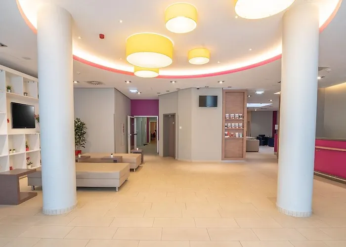 Orangerie Hotel 4*