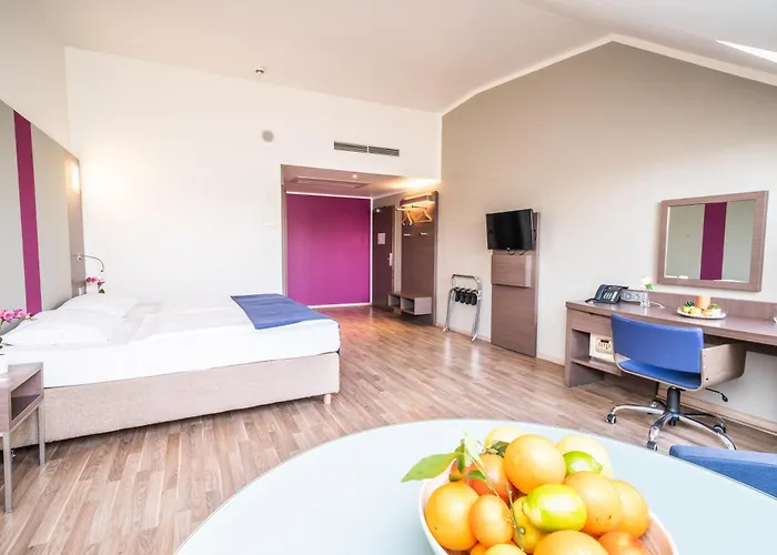 Hotel Orangerie 4*